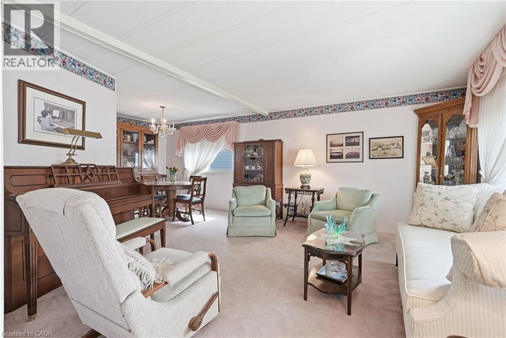 33 FAIRVIEW Crescent - 8