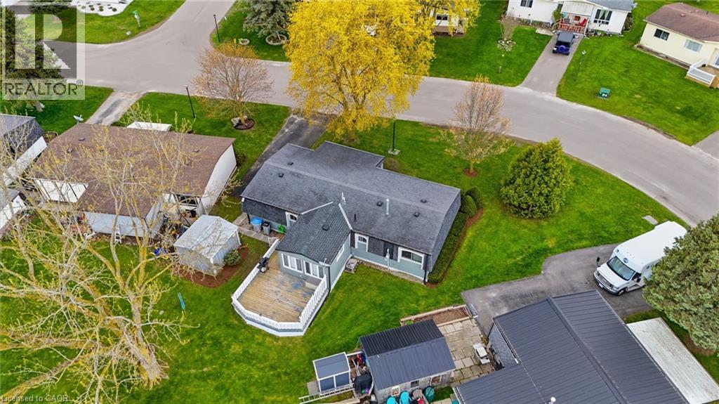 33 FAIRVIEW Crescent - 31