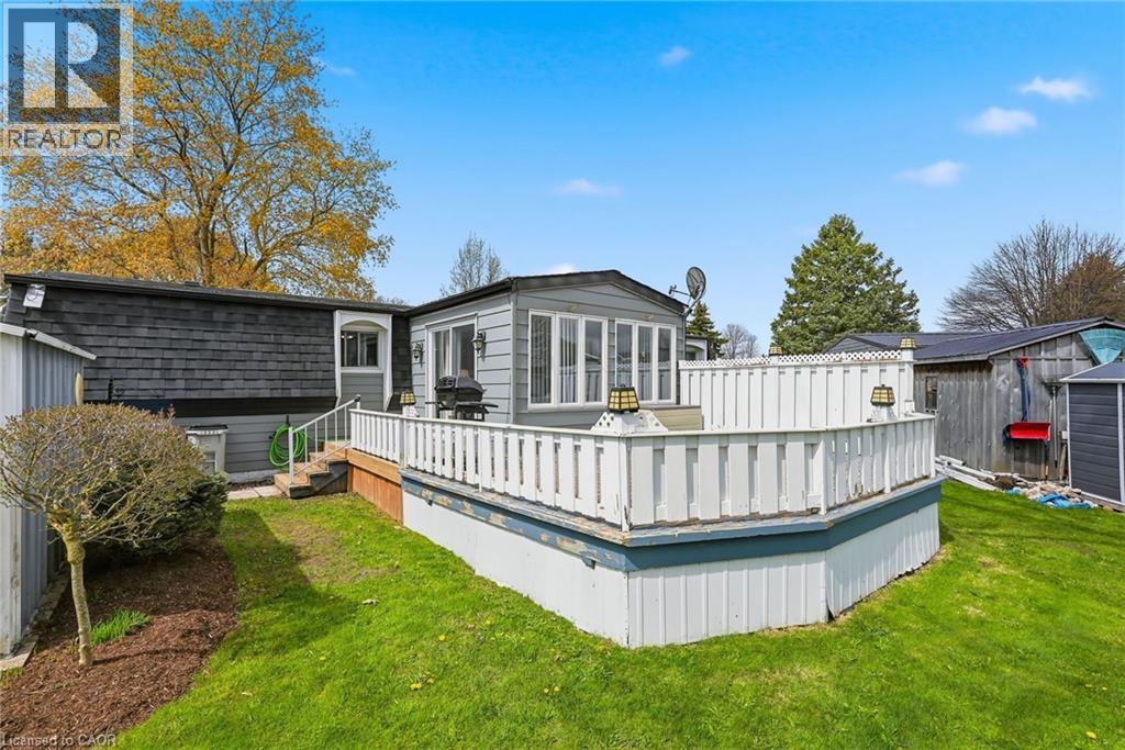 33 FAIRVIEW Crescent - 28