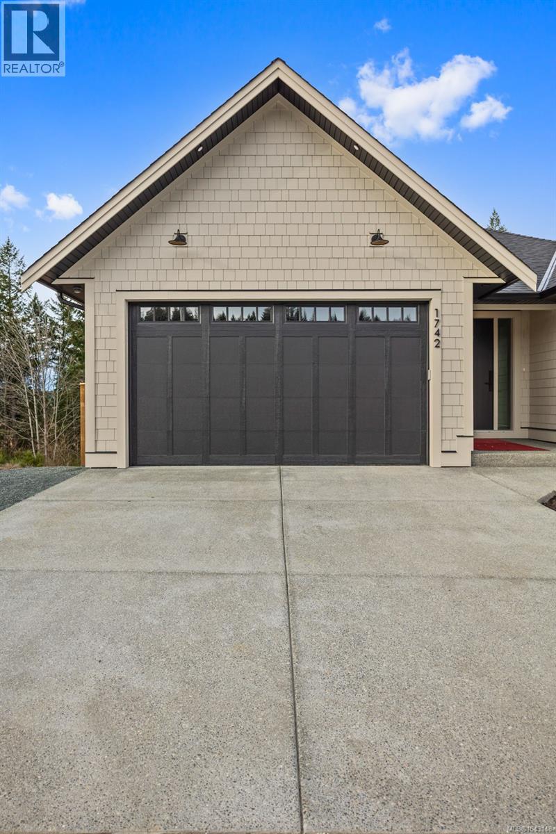 1716 Crown Isle Blvd - 3