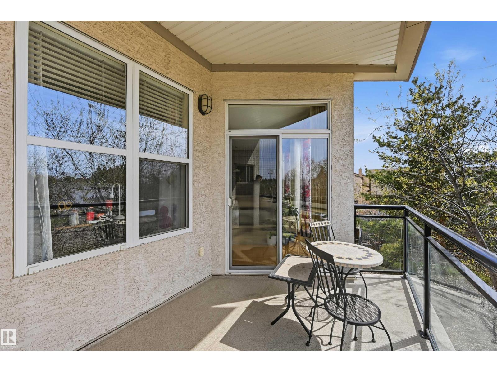 #248 4827 104A ST NW - 25