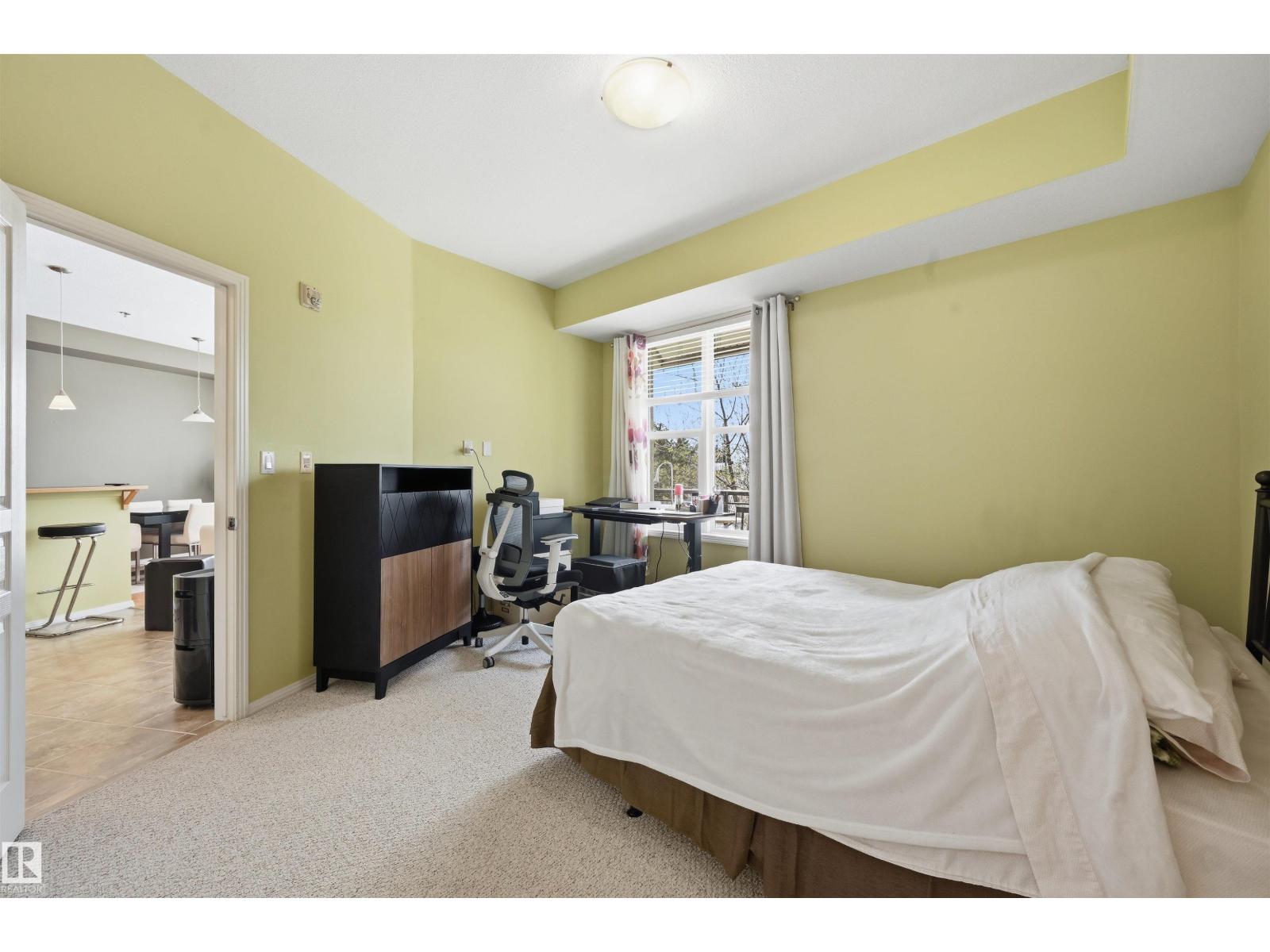 #248 4827 104A ST NW - 17