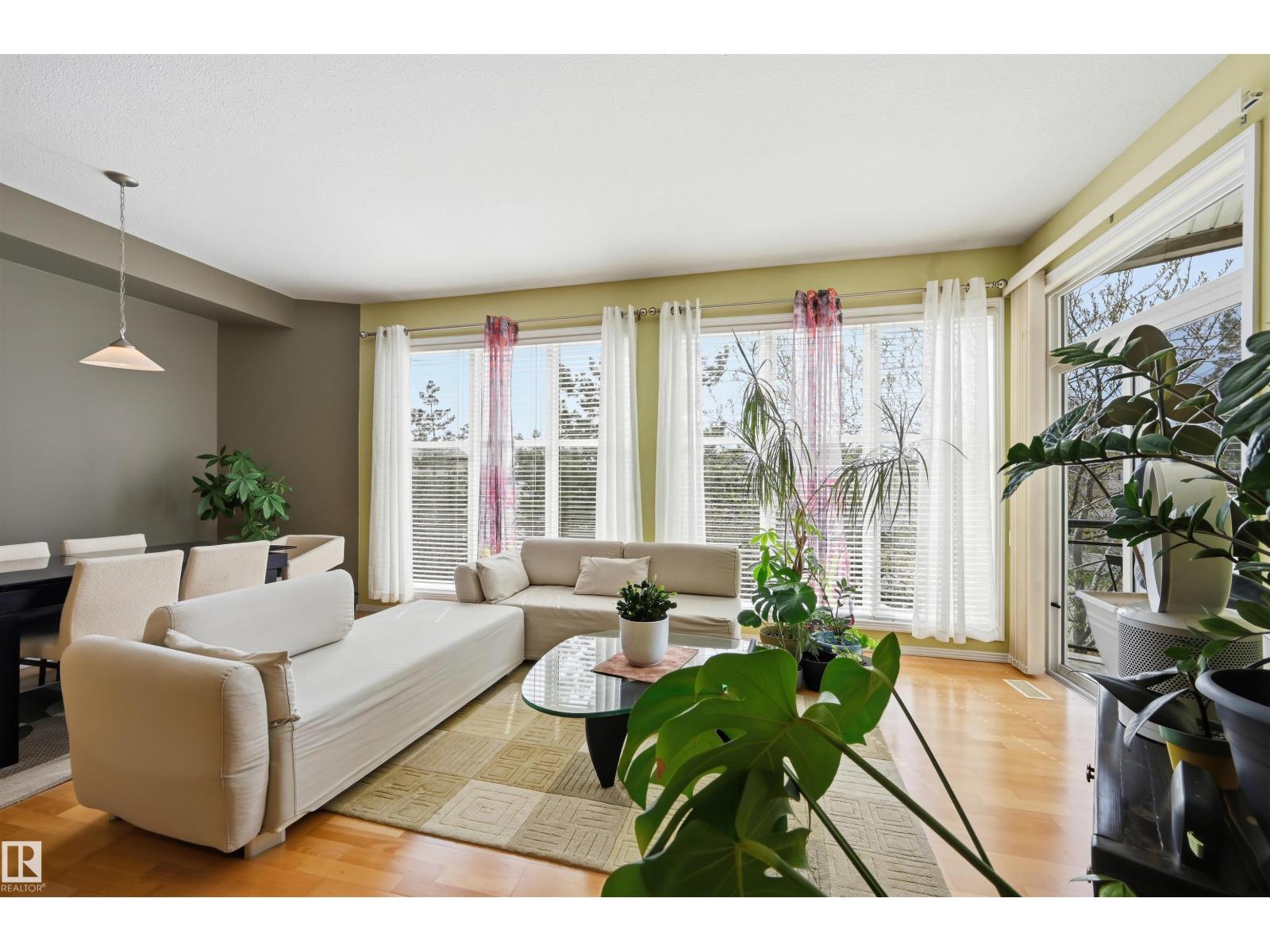 #248 4827 104A ST NW - 6