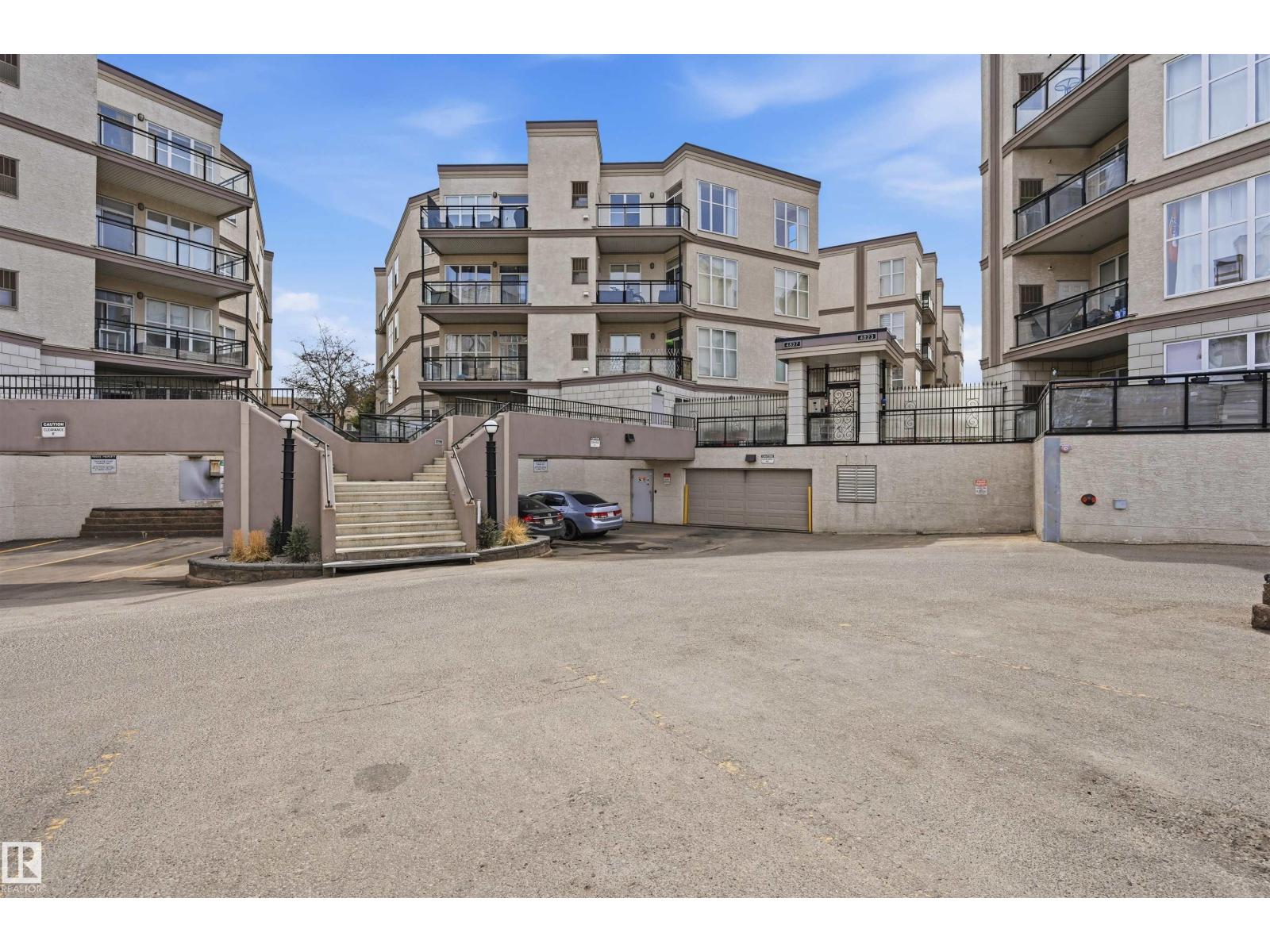 #248 4827 104A ST NW - 30