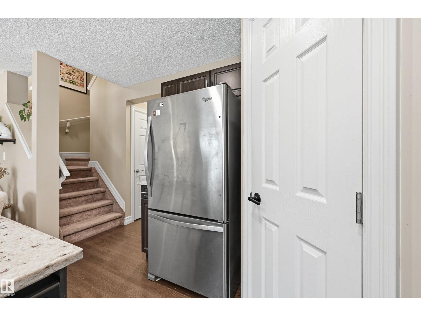 #11 5317 3 AV SW - 12