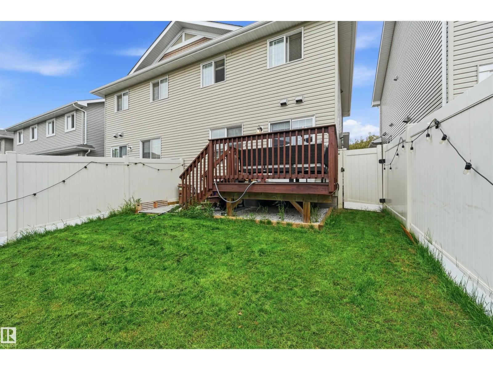#11 5317 3 AV SW - 36