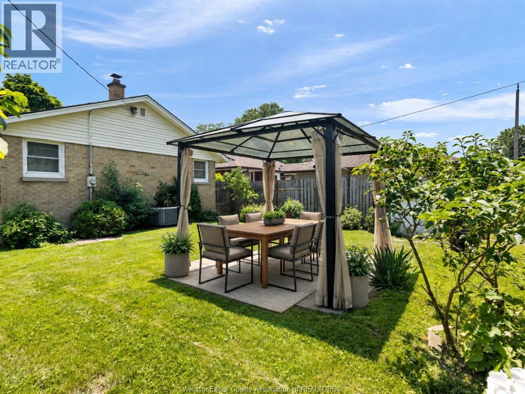 3800 ROSEMOUNT AVENUE - 19