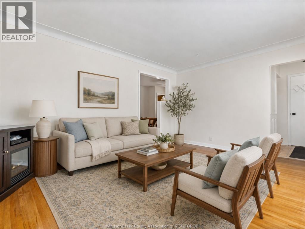3800 ROSEMOUNT AVENUE - 3