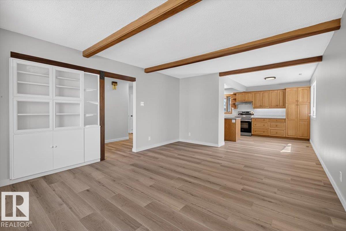 8515 56 ST NW - 10