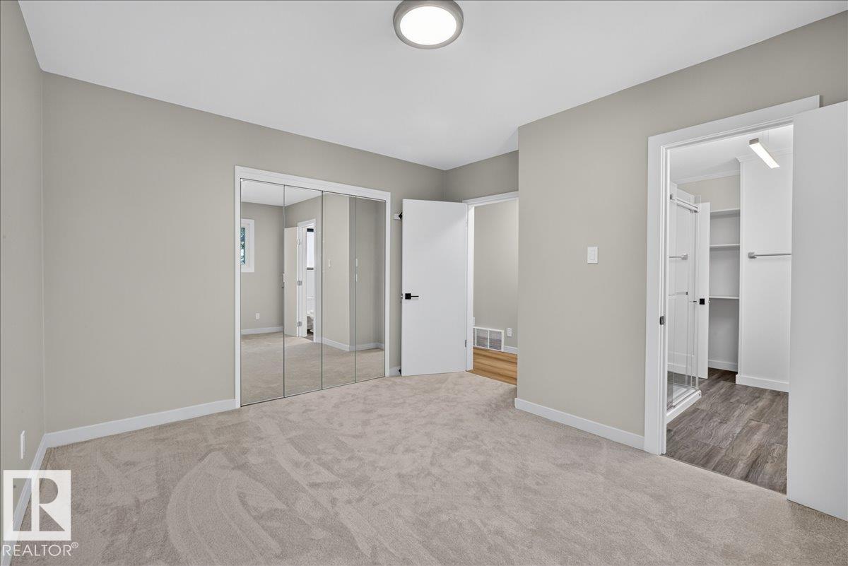 8515 56 ST NW - 23