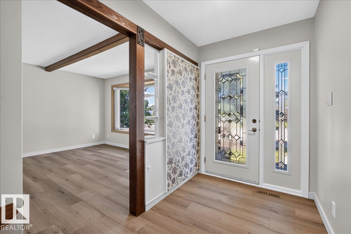 8515 56 ST NW - 6