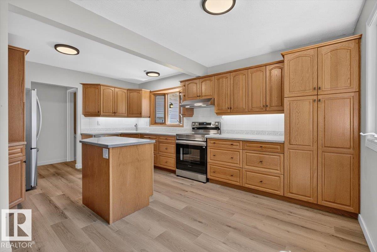 8515 56 ST NW - 13