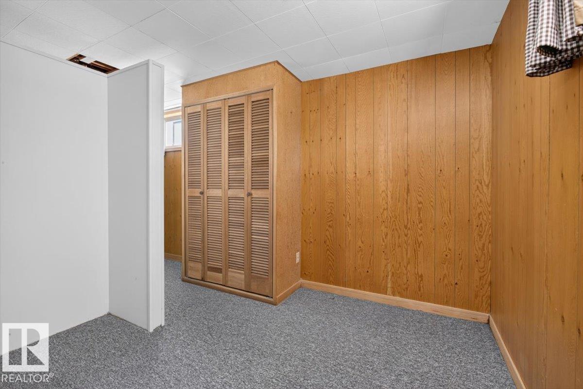 8515 56 ST NW - 38