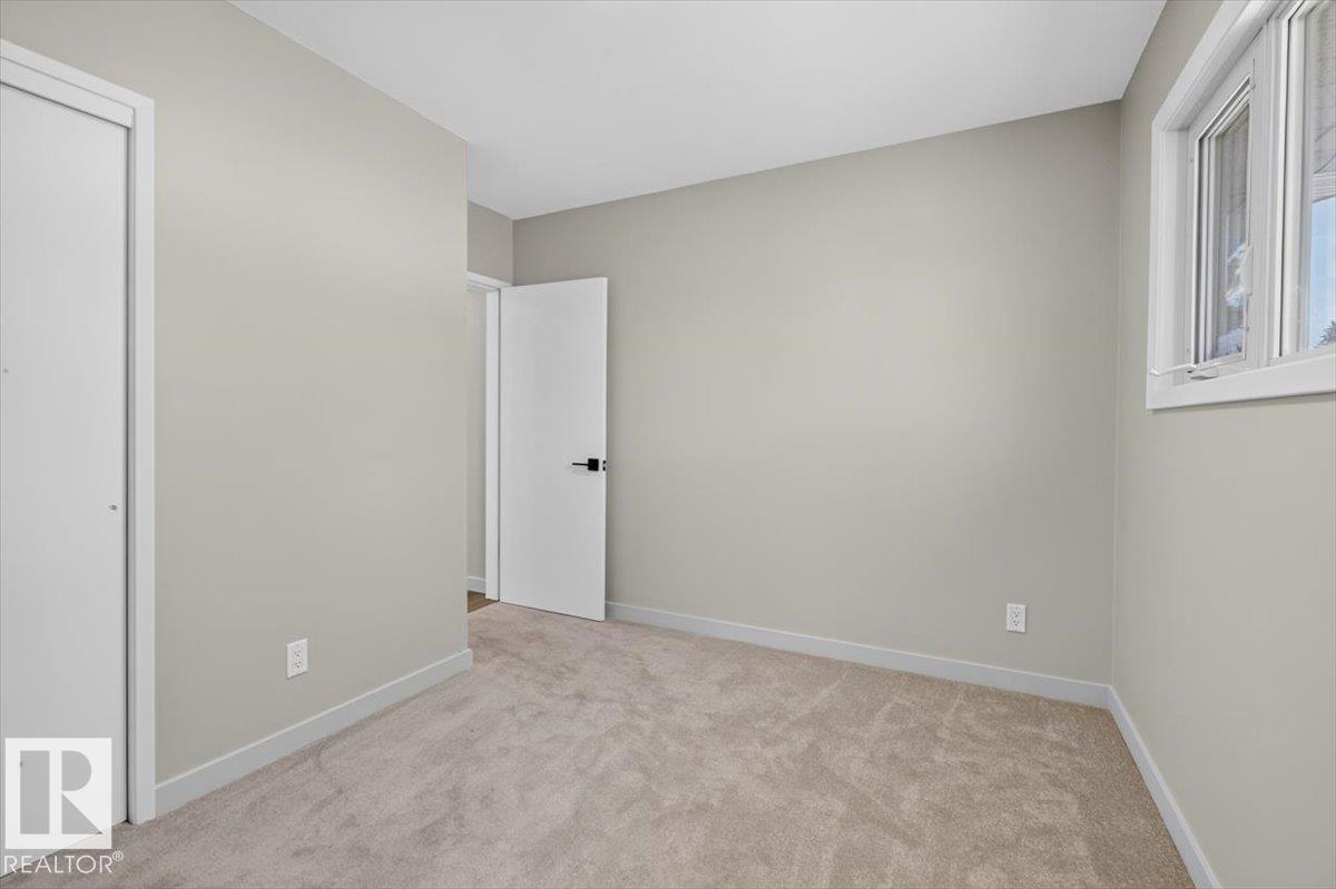 8515 56 ST NW - 27