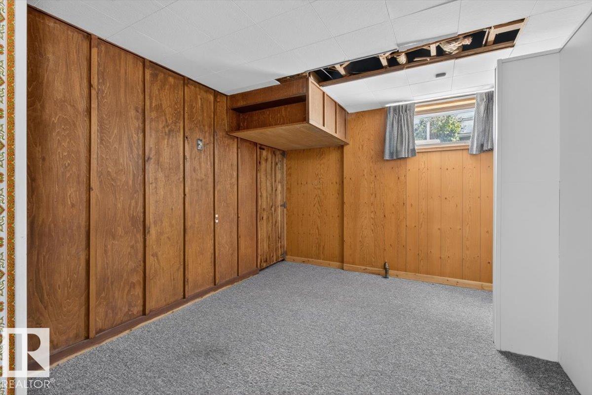 8515 56 ST NW - 41