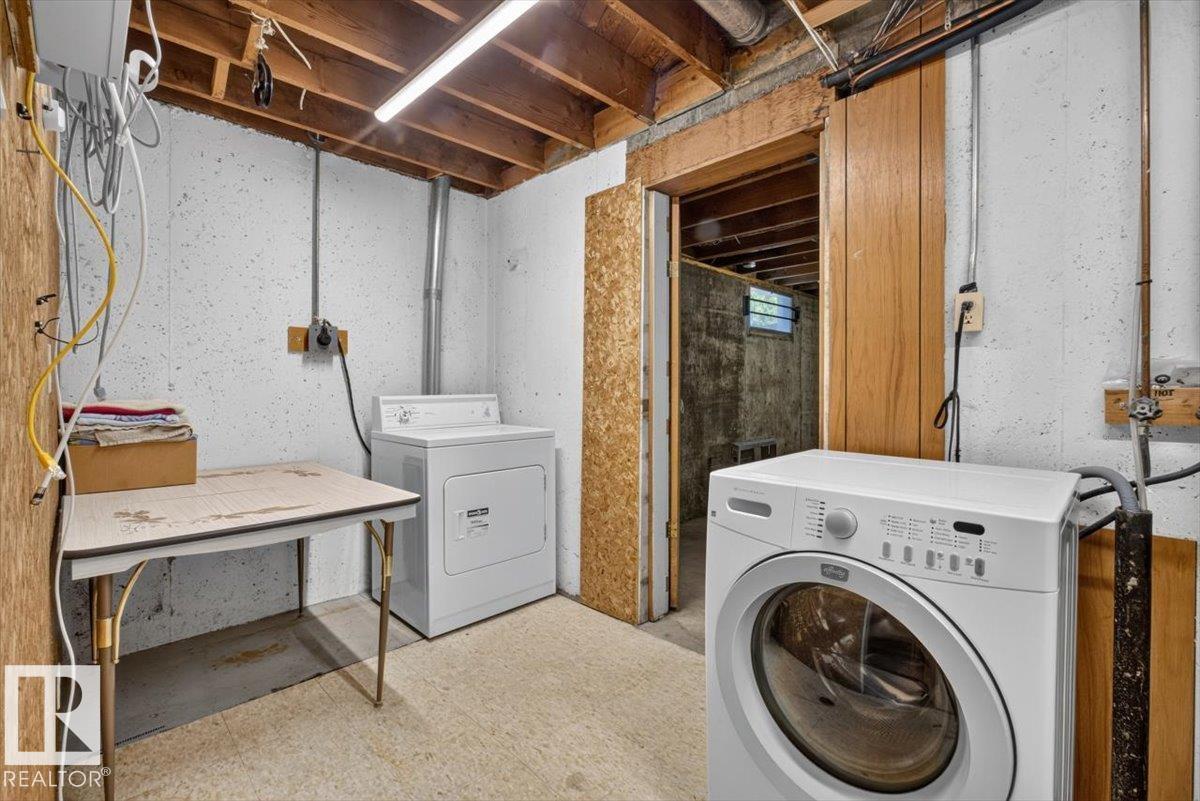 8515 56 ST NW - 48
