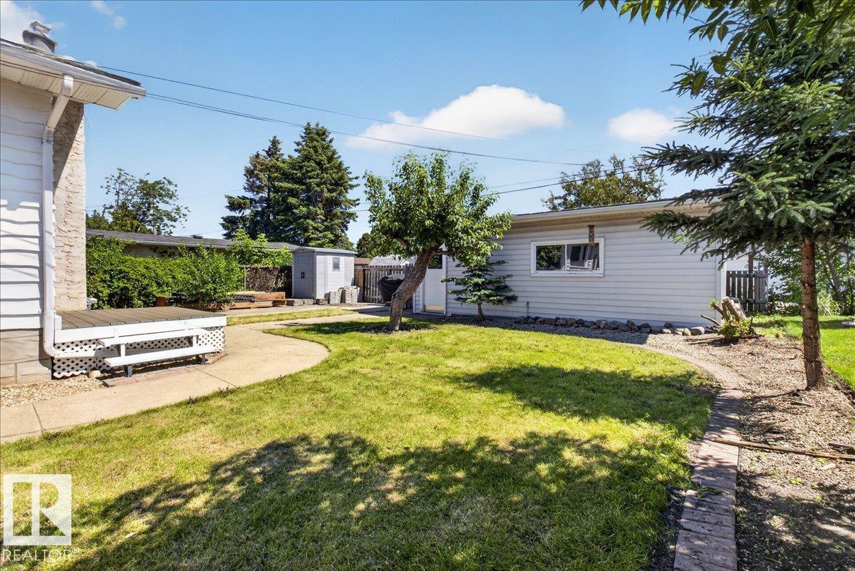 8515 56 ST NW - 57