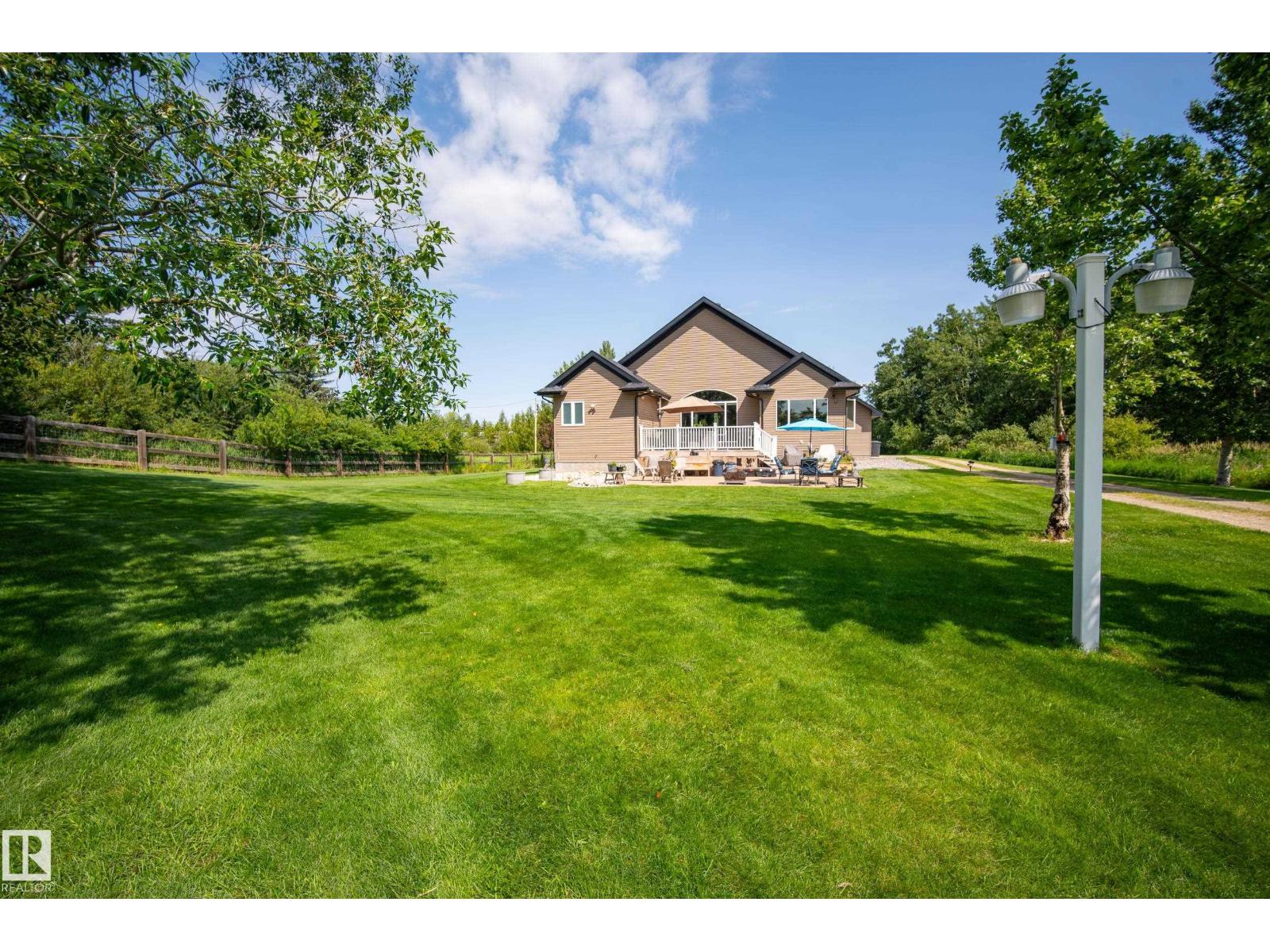#115 23549 TWP RD 510 - 52