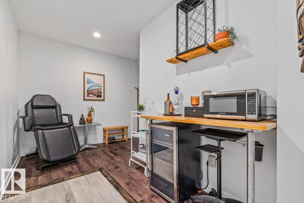 7613 SCHMID CR NW - 46