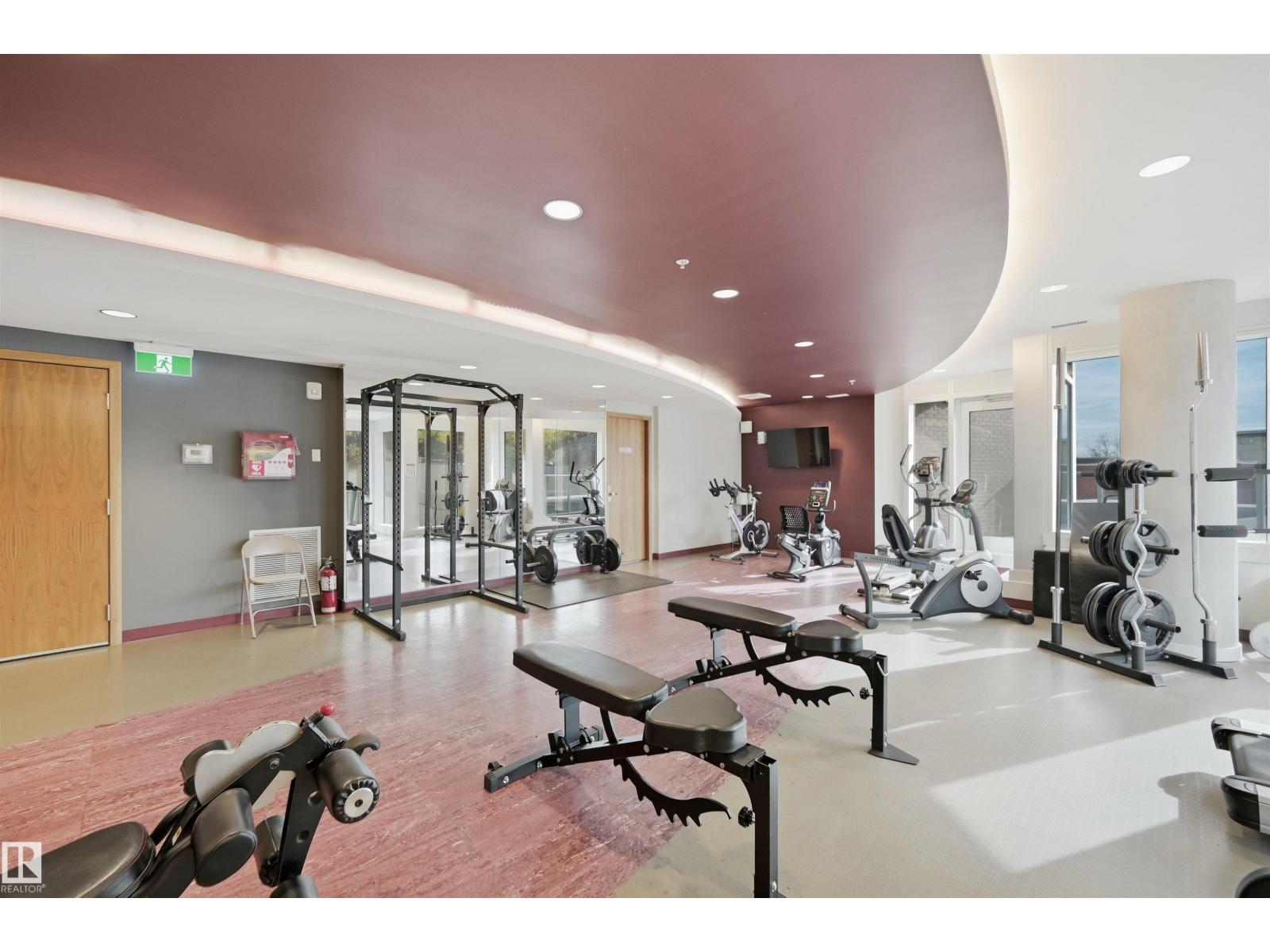#2002 9720 106 ST NW - 26