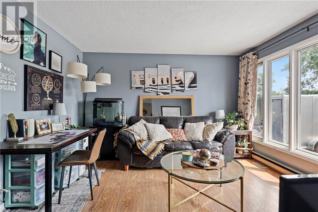 519 ST. JOSEPH Street - 14