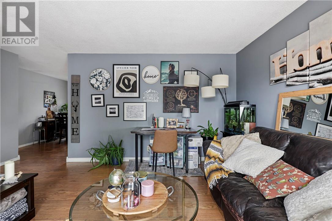 519 ST. JOSEPH Street - 16