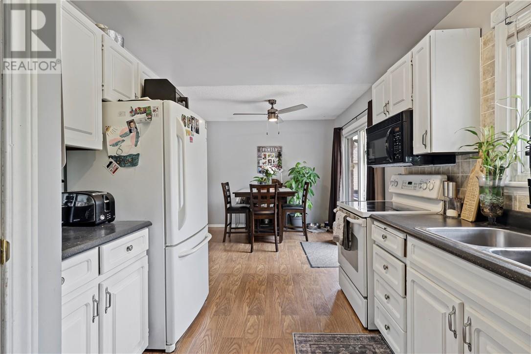 519 ST. JOSEPH Street - 20