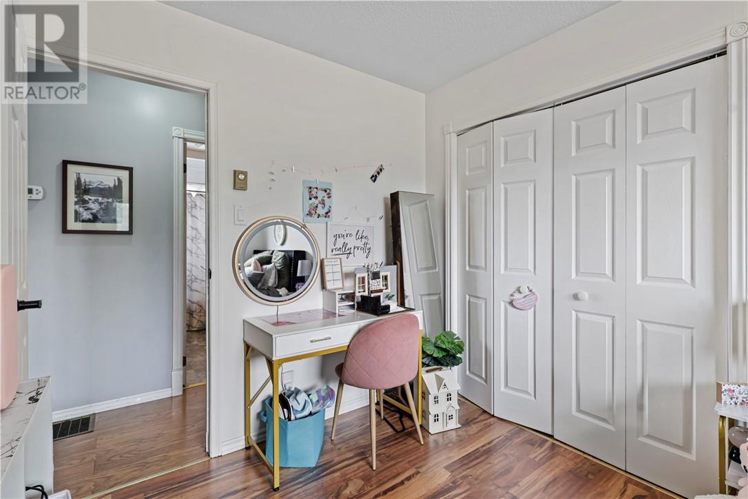 519 ST. JOSEPH Street - 23