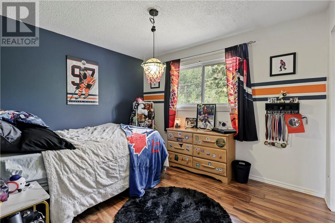 519 ST. JOSEPH Street - 27