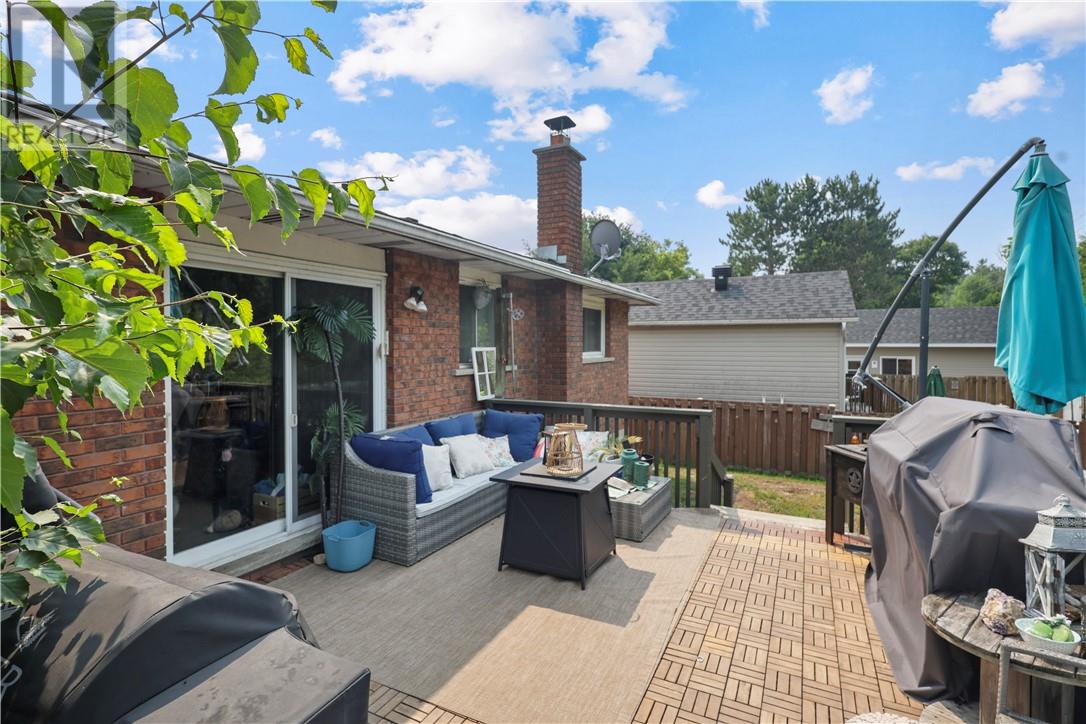519 ST. JOSEPH Street - 4