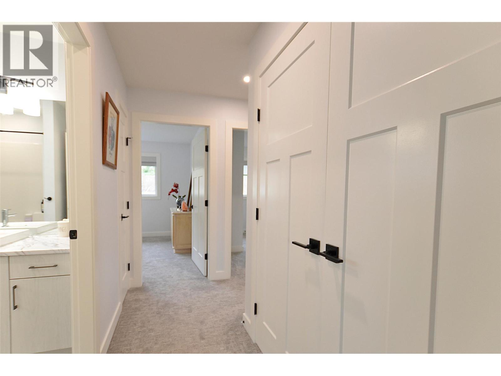 2744 Cedar Ridge Street - 37