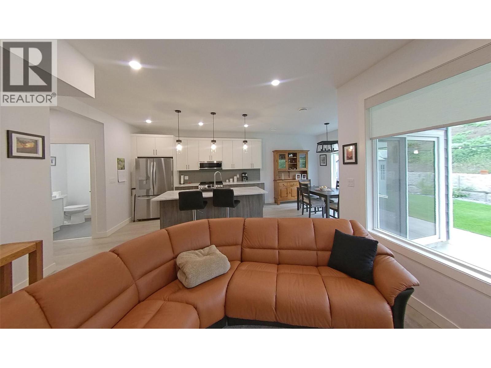 2744 Cedar Ridge Street - 13
