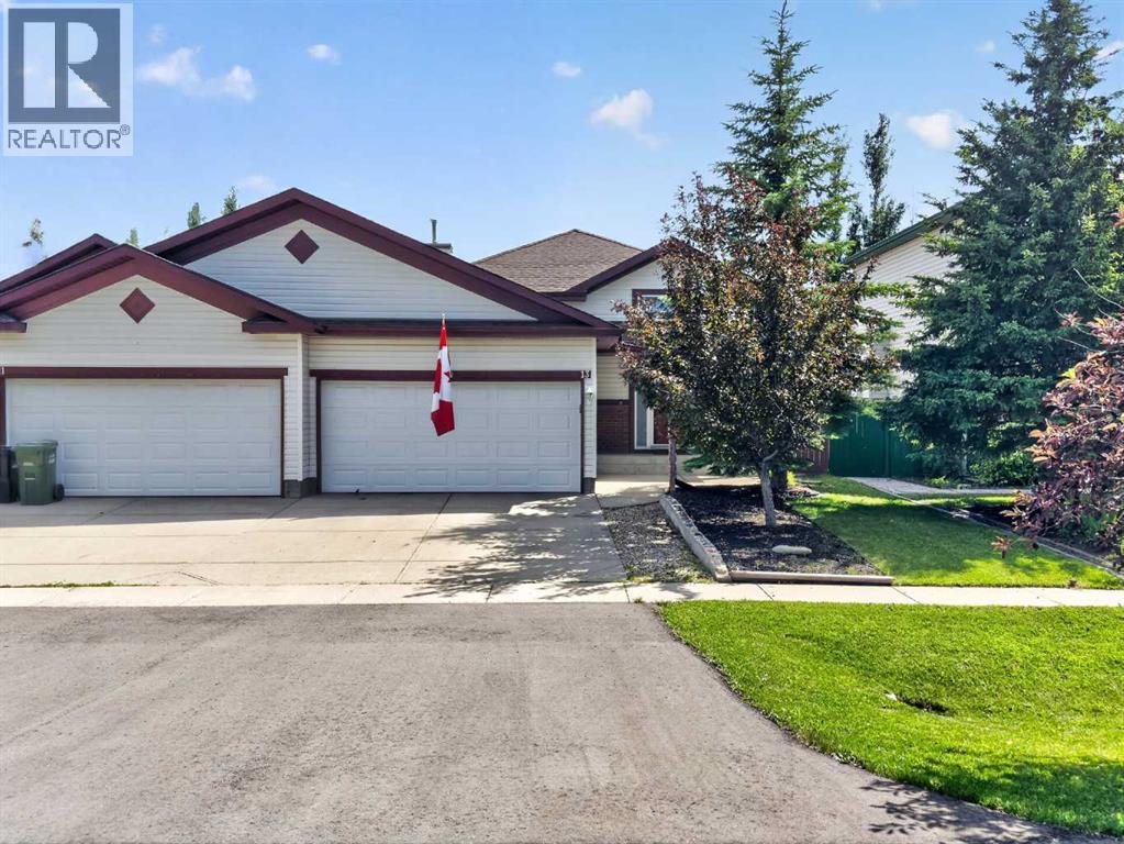 13 Canoe Close SW - 1
