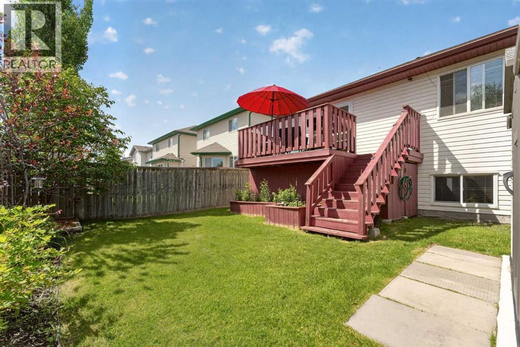 13 Canoe Close SW - 41