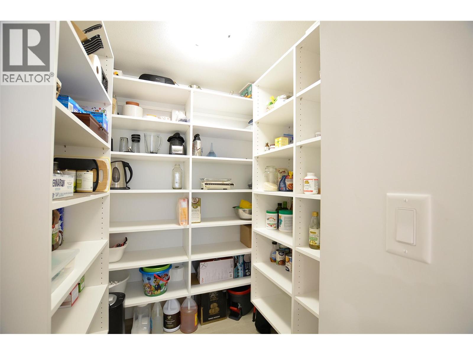 2744 Cedar Ridge Street - 21