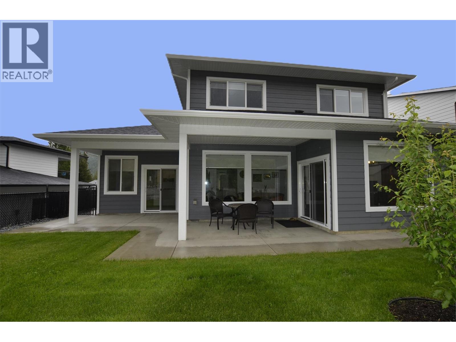 2744 Cedar Ridge Street - 39
