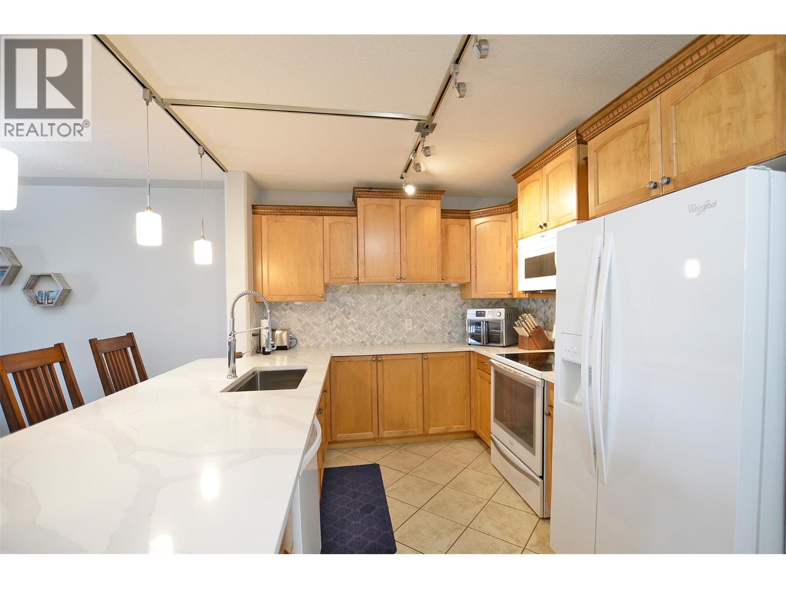 B304 3460 Parkway Road, Enderby