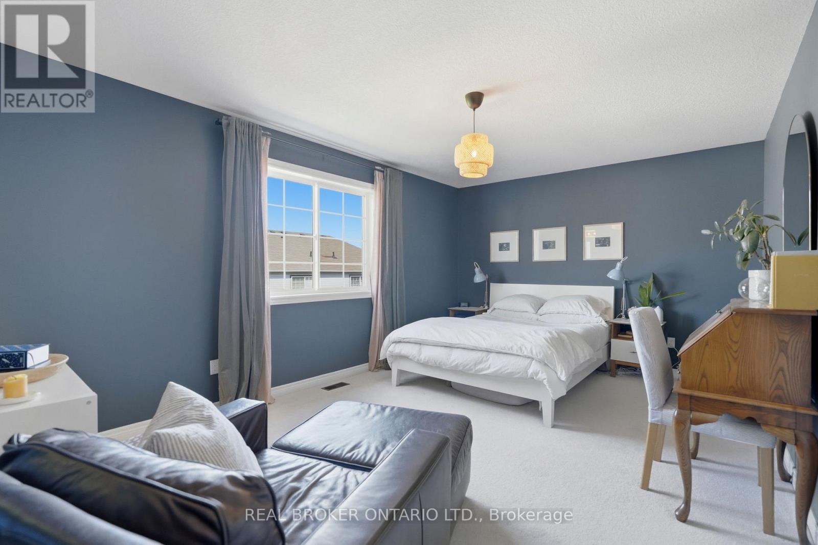 80 BOUSFIELD RISE - Image 29