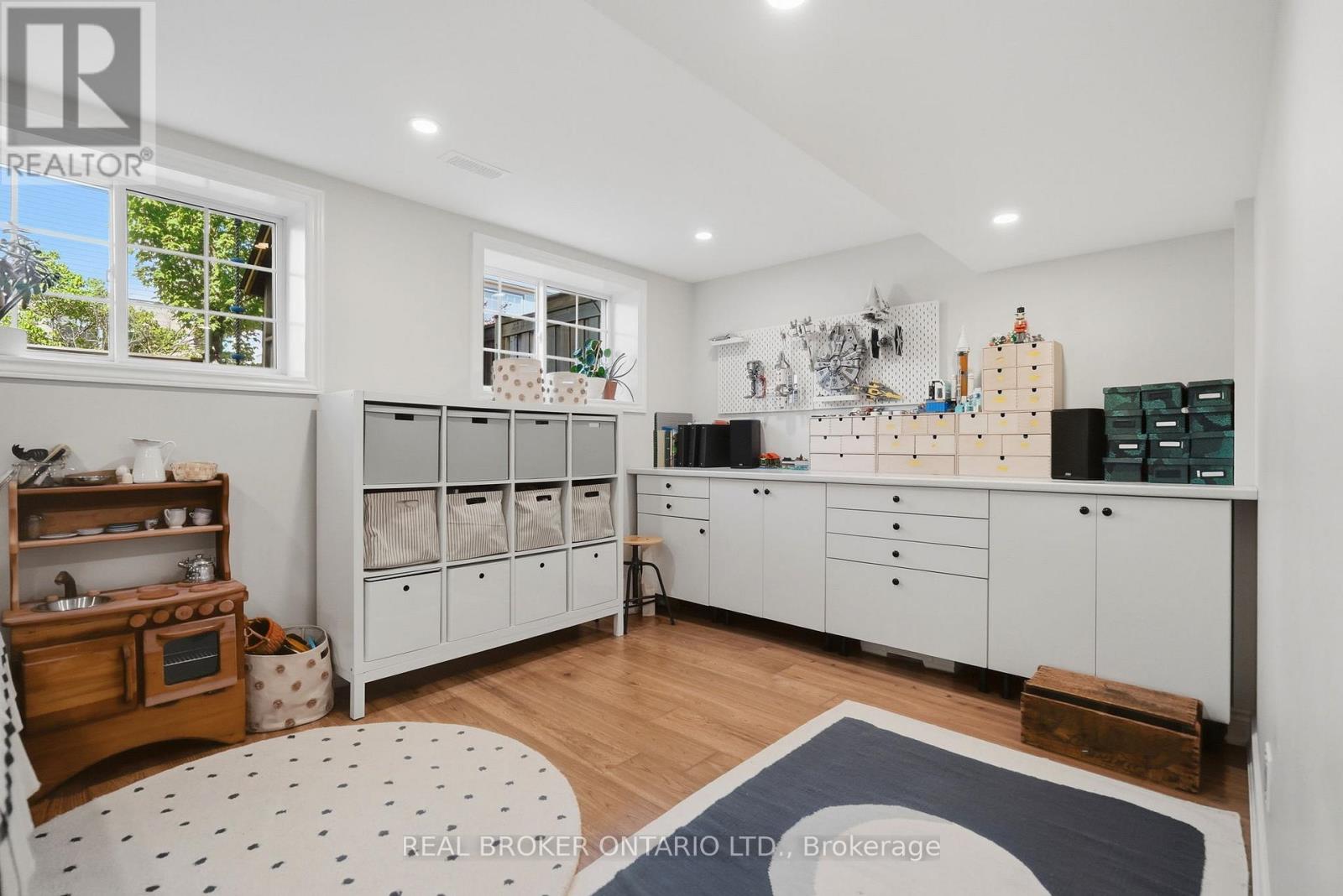 80 BOUSFIELD RISE - Image 36