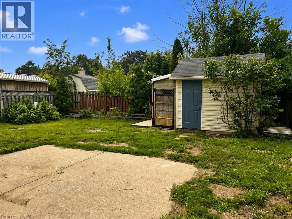 26 FRIARS Court - 26