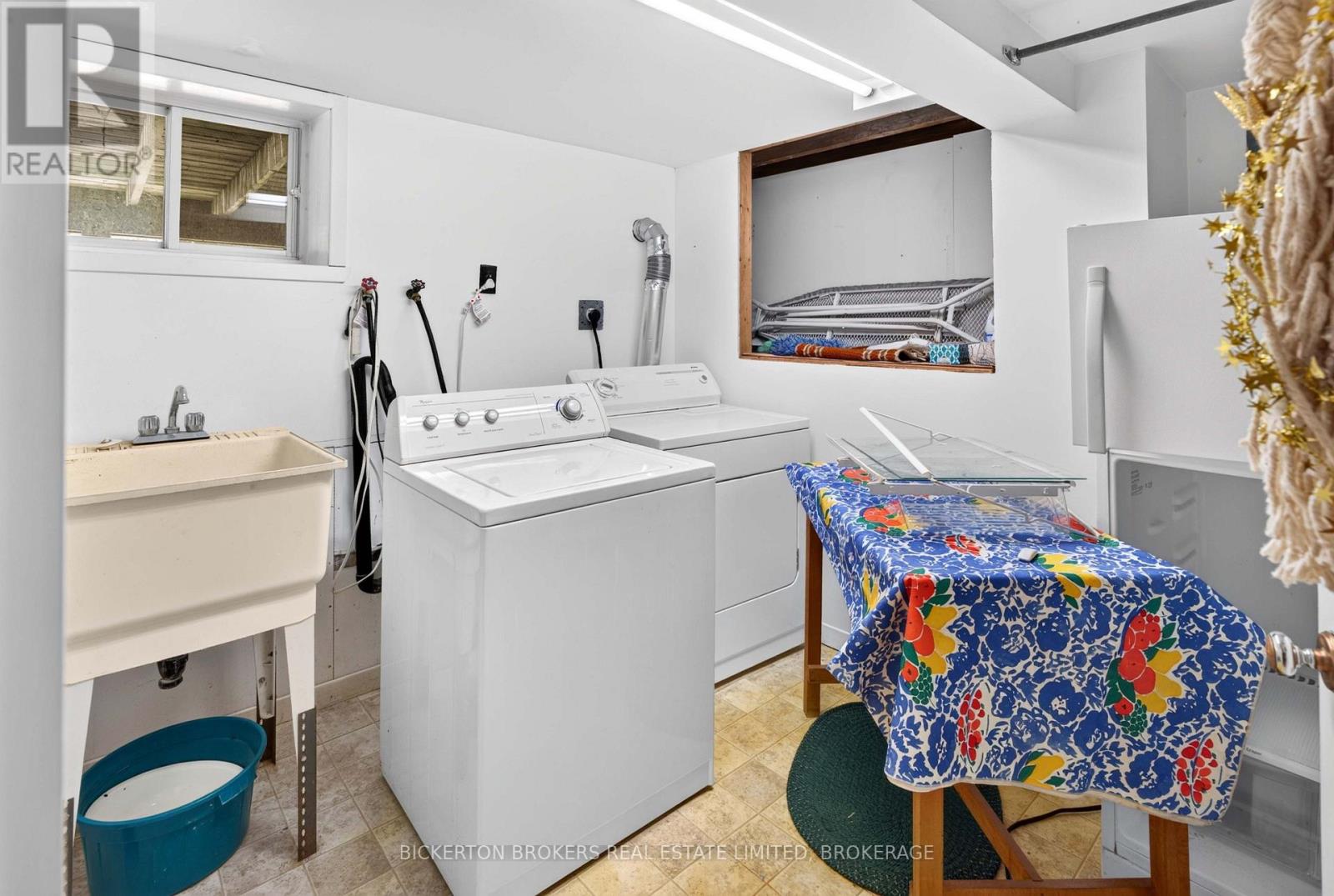 154 EDEN GROVE ROAD - 32