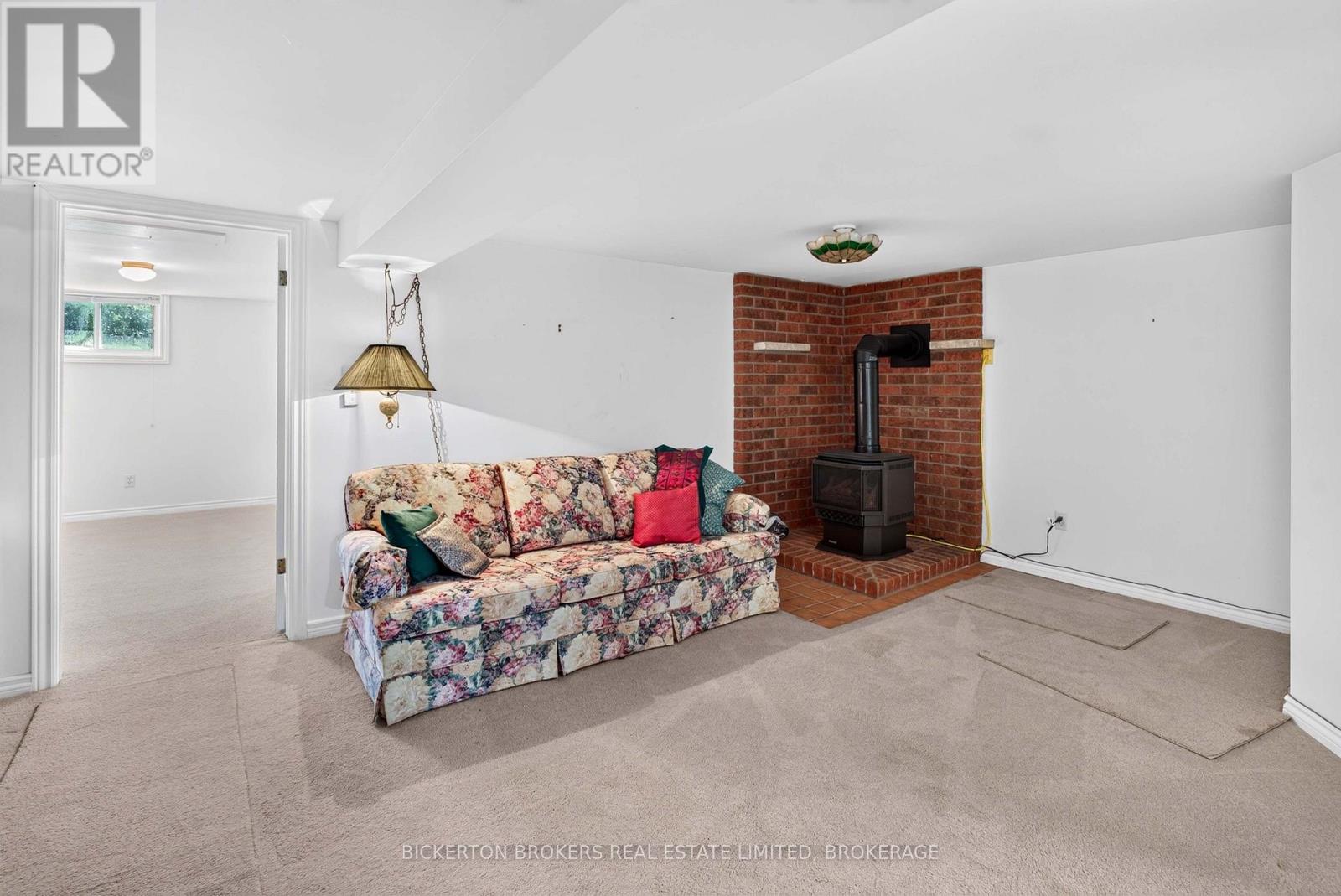 154 EDEN GROVE ROAD - 34