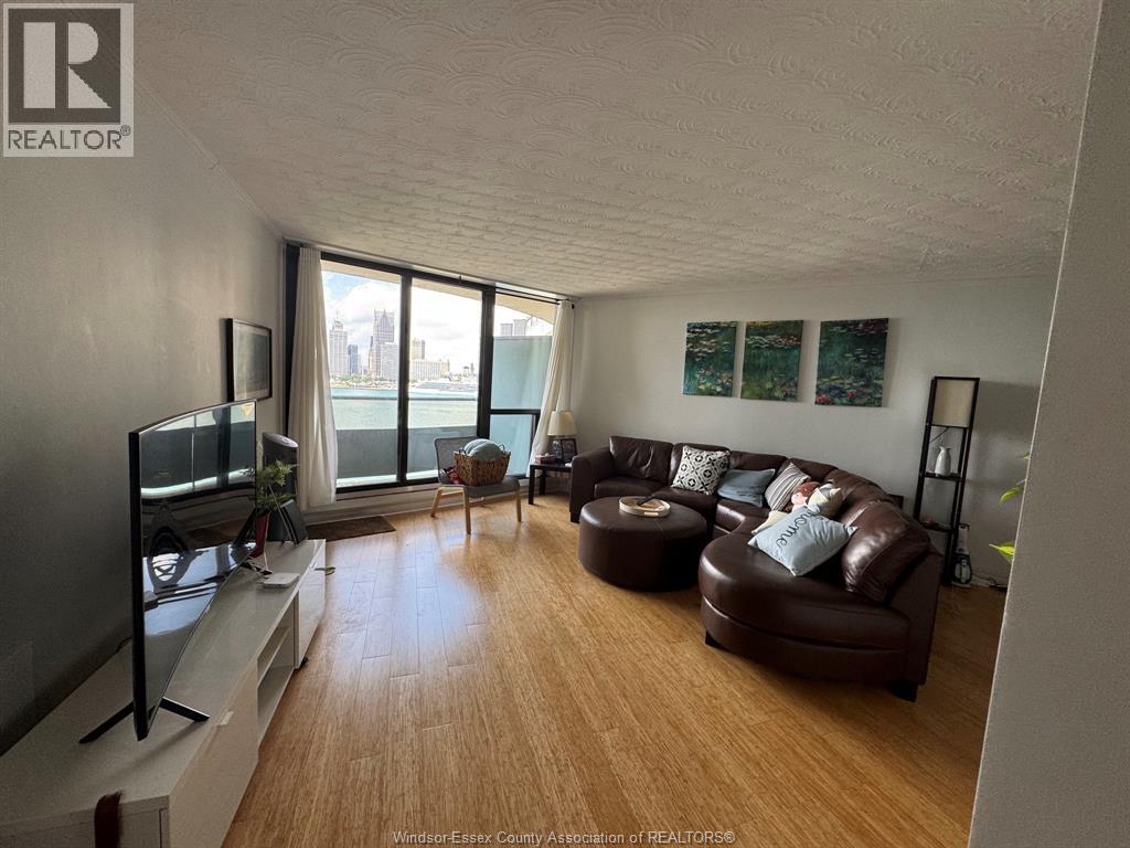 111 RIVERSIDE DRIVE East Unit# 1105, Windsor — photo 3