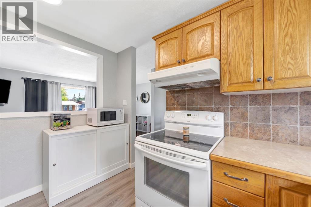 3012 52 Avenue - 13