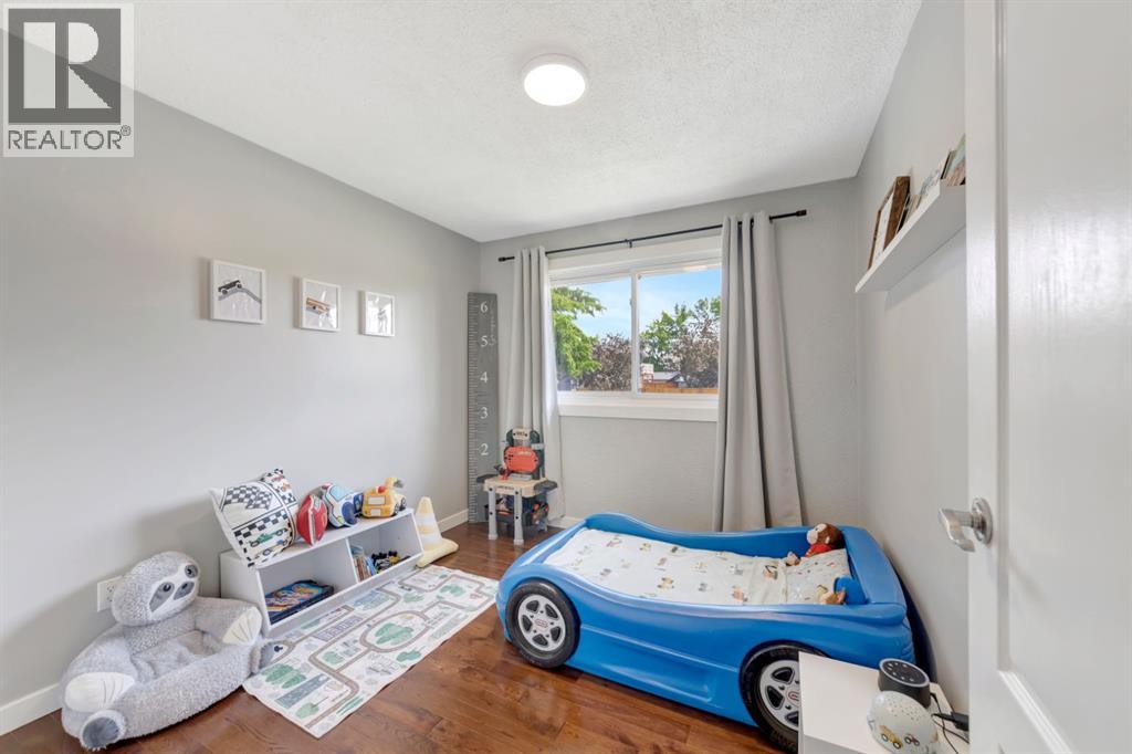 3012 52 Avenue - 19