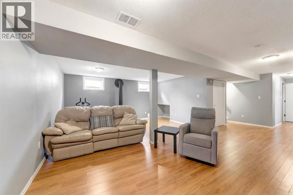 3012 52 Avenue - 27