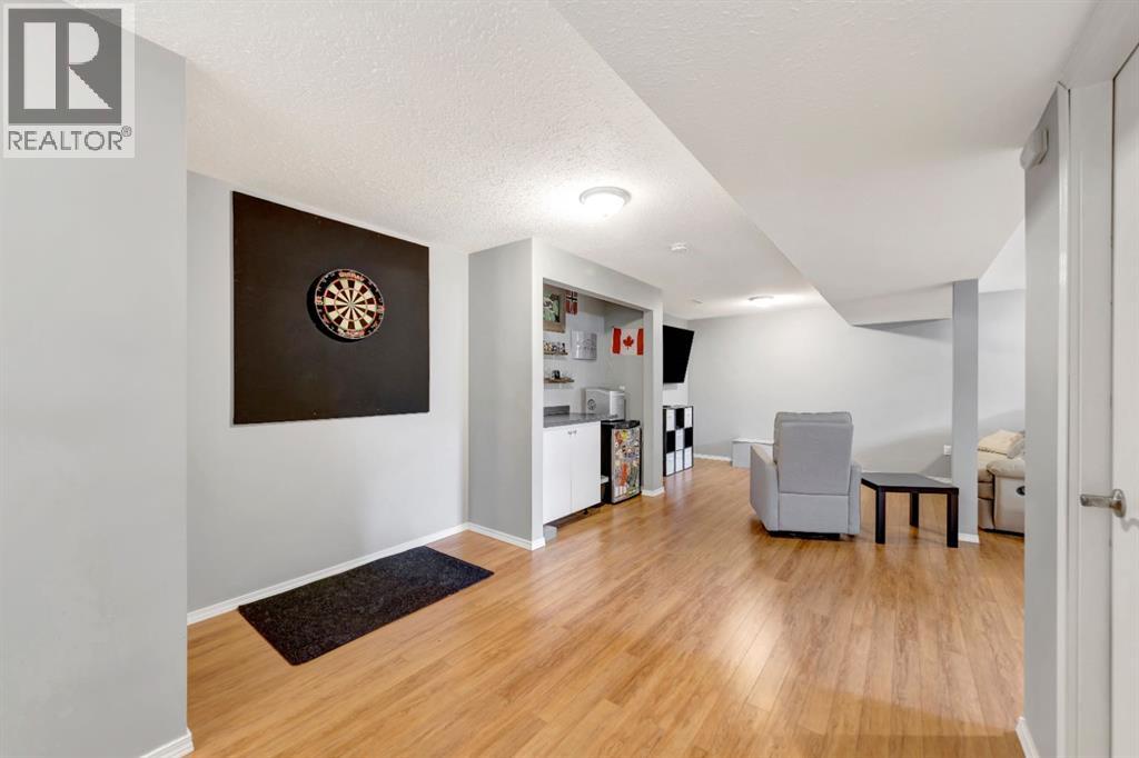 3012 52 Avenue - 25