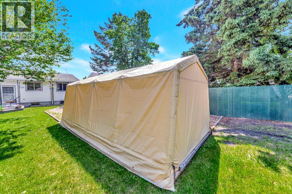 3012 52 Avenue - 40