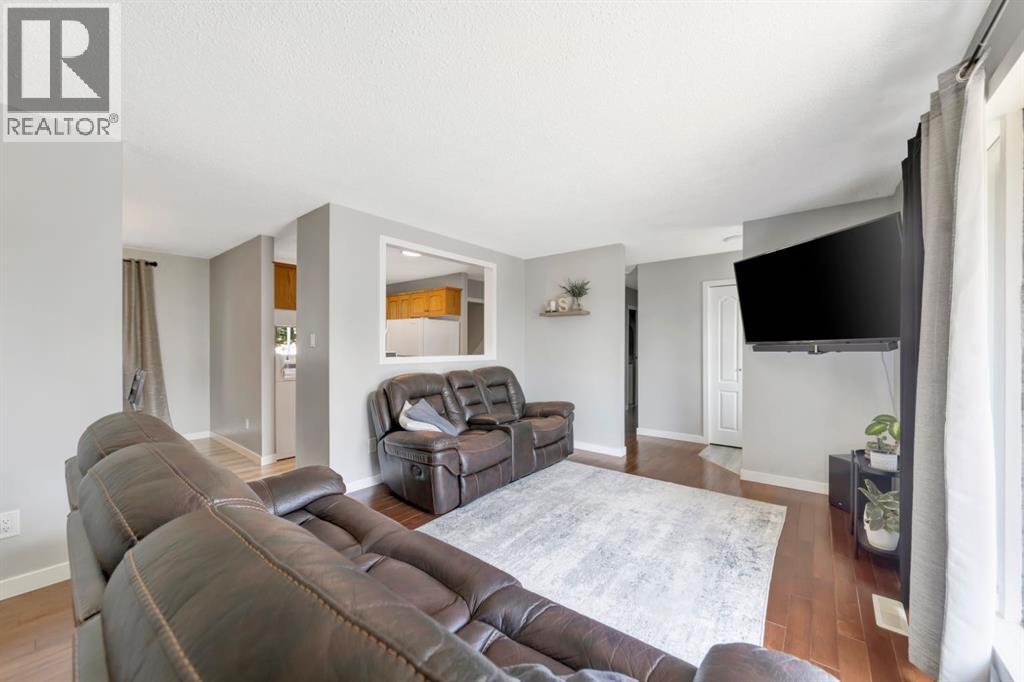 3012 52 Avenue - 7