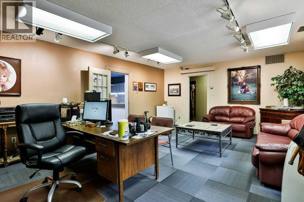 5224 48 Avenue - Photo 37